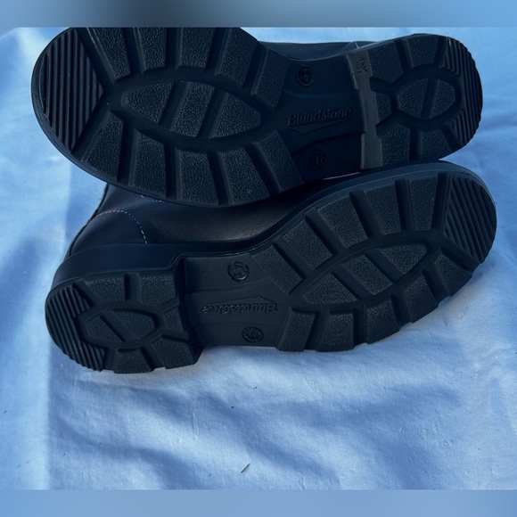 Blundstone 2105 Women’s Chelsea Boots - Rainbow Pride and Rainbow 7.5 US 4.5 AU - Picture 4 of 7